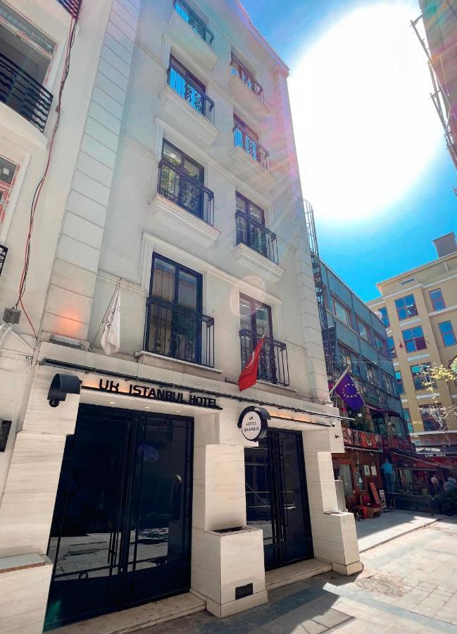 Uk Hotel Истанбул Екстериор снимка