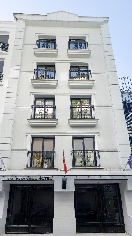 Uk Hotel Истанбул Екстериор снимка