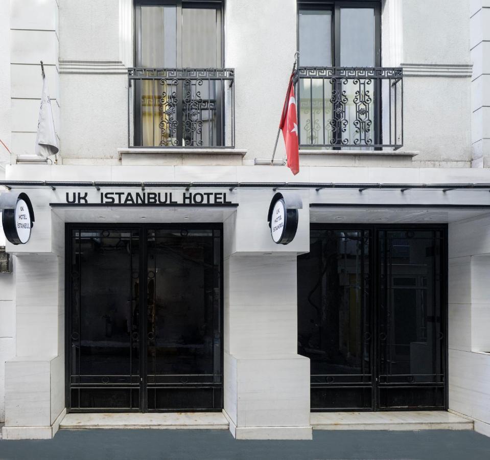 Uk Hotel Истанбул Екстериор снимка