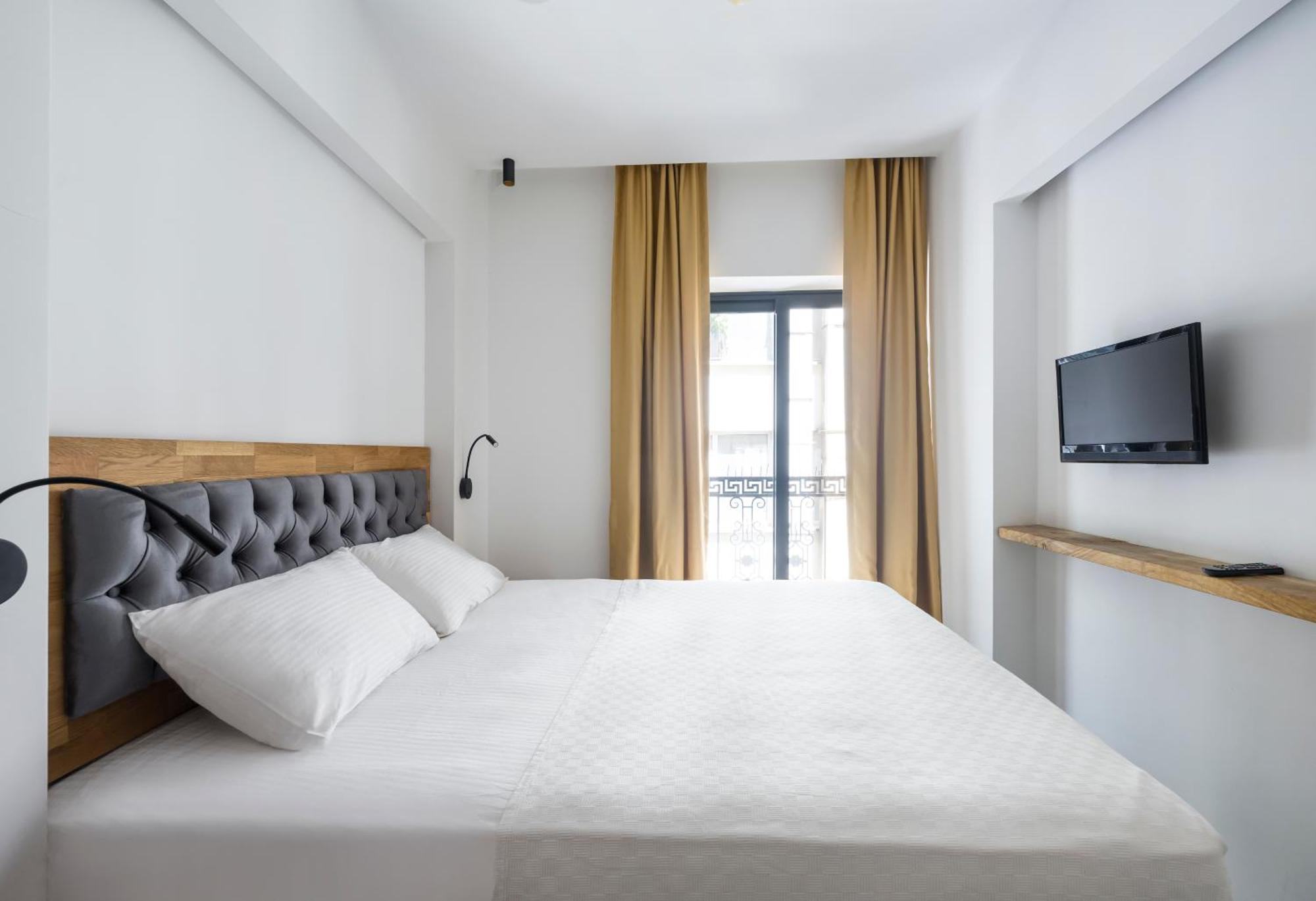 Uk Hotel Истанбул Екстериор снимка